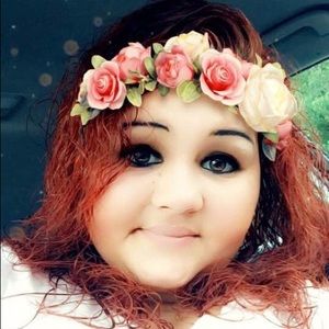 Meet your Posher, Casey